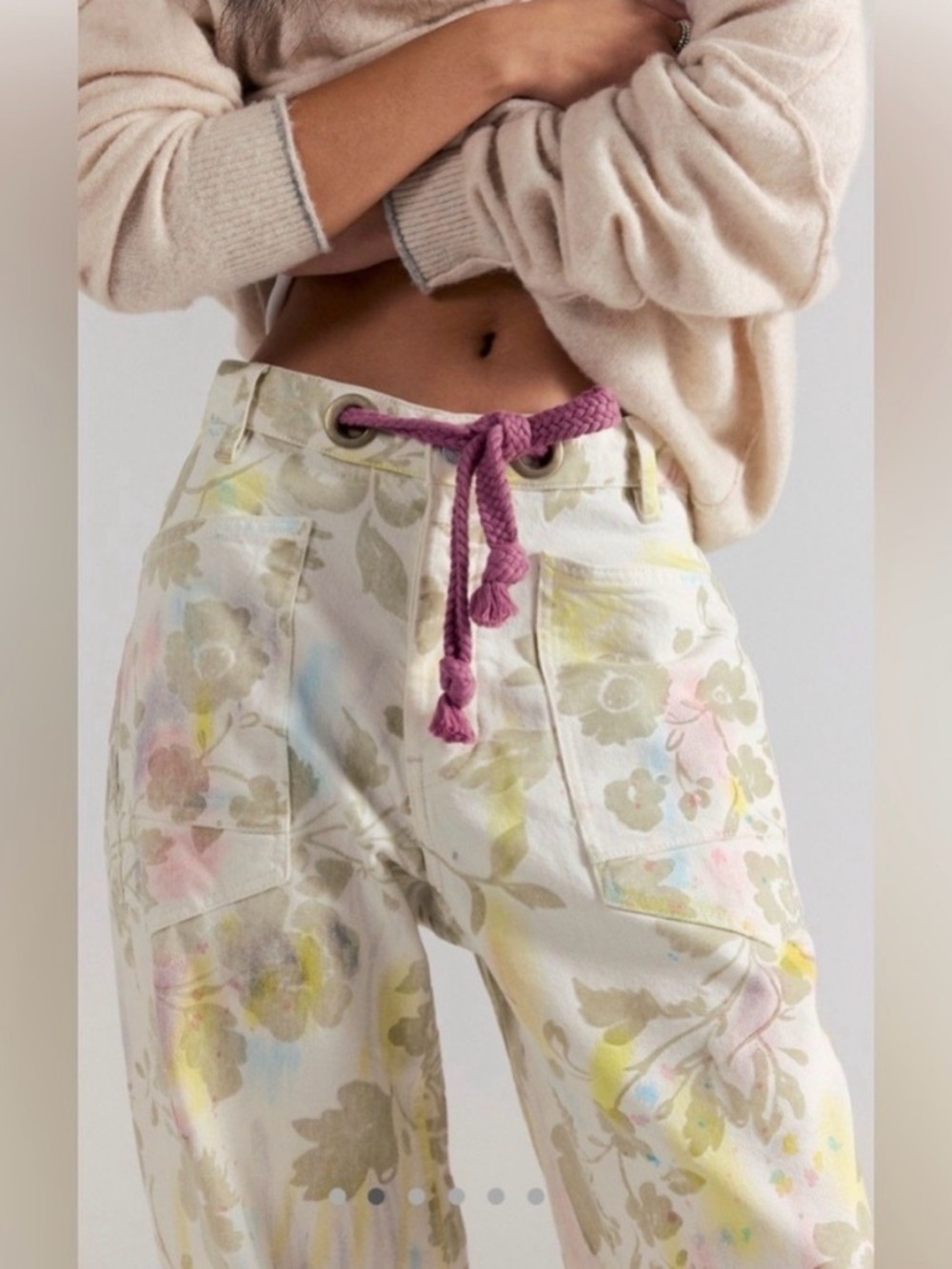 We The Free Moxie Printed Flocked Barrel Jeans in Floral Ivory Size 24 - Picture 8 of 9